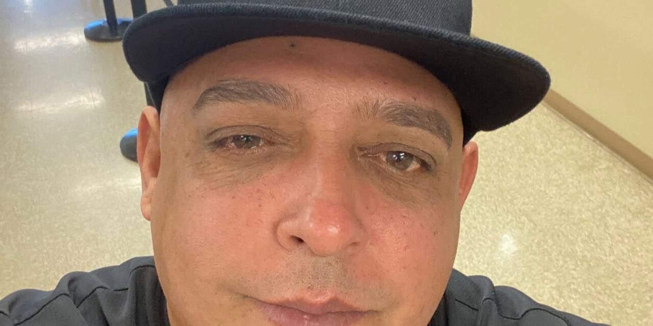 Hombre busca conocer a su familia paterna en Ponce