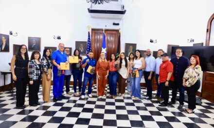 Alcaldesa de Ponce entrega últimas llaves de Riberas de Bucaná III y refuerza compromiso con la vivienda asequible