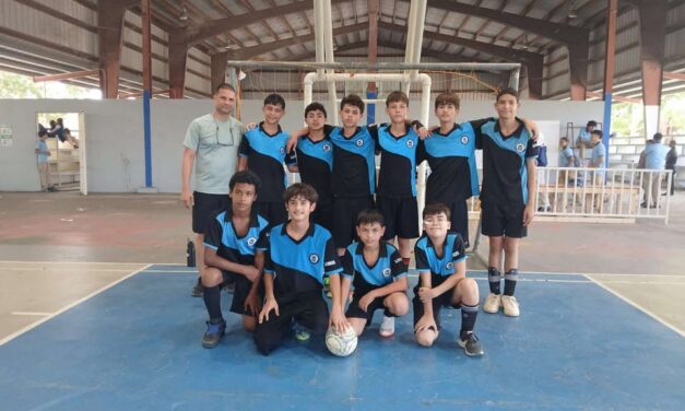 Escuela Arístides Cales Quirós conquista por cuarto año consecutivo el campeonato seccional de futsal