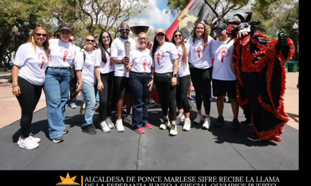 Alcaldesa de Ponce Marlese Sifre recibe la Llama de la Esperanza junto a Special Olympics Puerto Rico